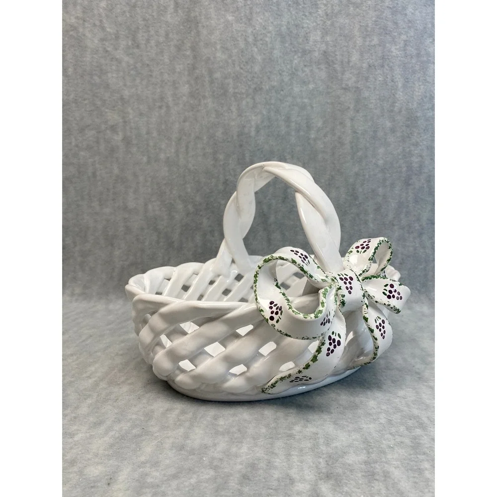 Berardos Vintage White Portugal Ceramic‎ Lattice Basket Bowl Grape Bow Accent